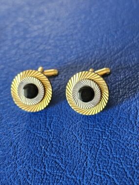 Vintage Gold & Silver Tone Swirl Cufflinks Black Onyx Style Center